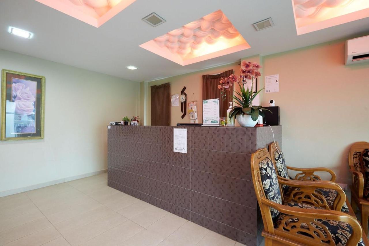 Estudio de 5500 m² con 1 baños de uso privado, en Beserah Kampung Sungai Karang Exterior foto