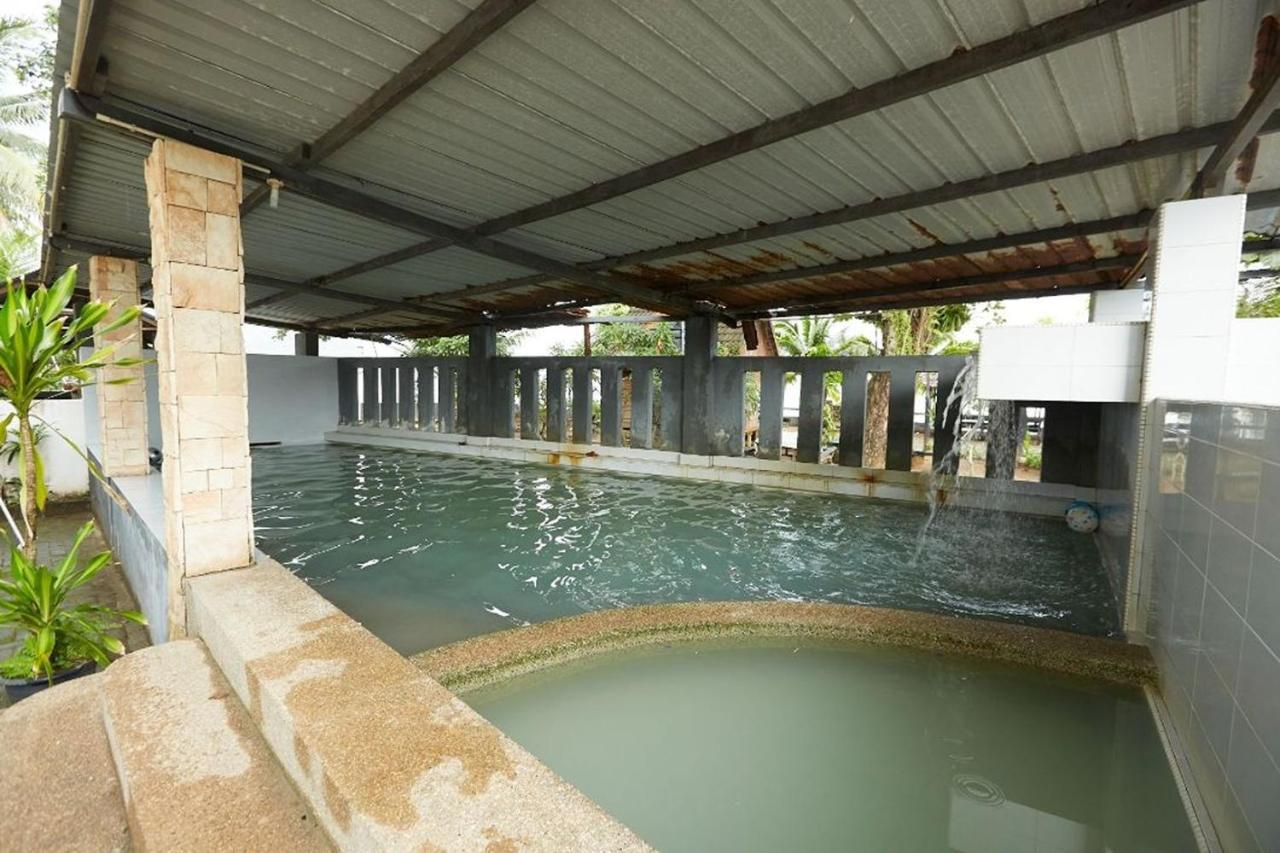 Estudio de 5500 m² con 1 baños de uso privado, en Beserah Kampung Sungai Karang Exterior foto