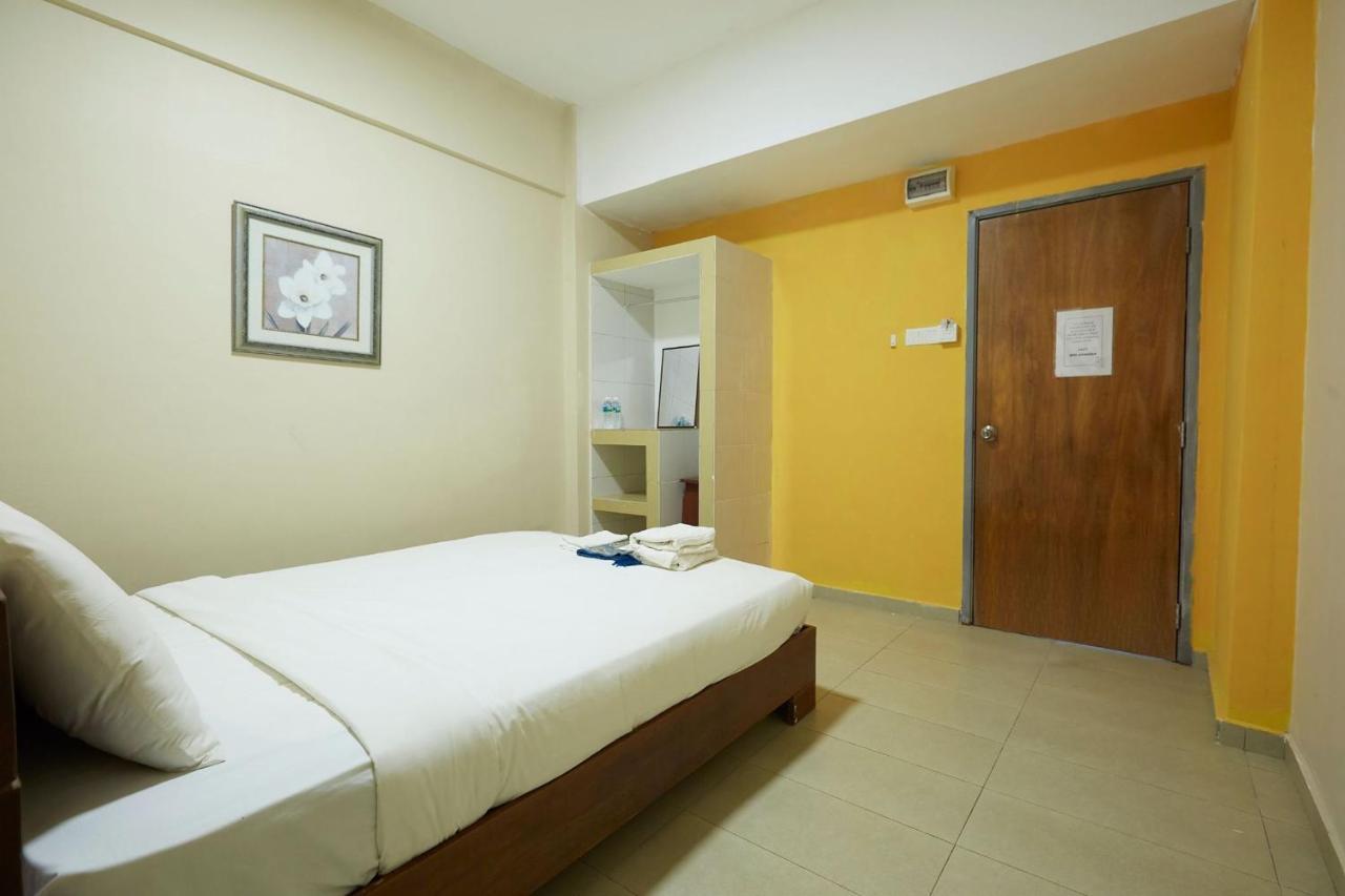 Estudio de 5500 m² con 1 baños de uso privado, en Beserah Kampung Sungai Karang Exterior foto